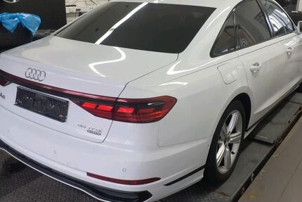 Audi A8 54.934 km 59.500 &euro; Burghaun 36151