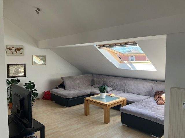 Dachterrassenwohnung mit Traumaussicht - großzügige 3-Zimmer -mit offenen Wohn-Essbereich - 90763 Fürth 3 zimmer