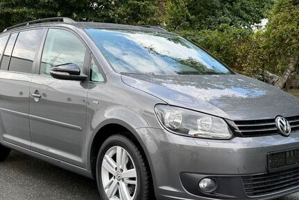 VW Touran 231.500 km 5.999 &euro; Bottrop 46236