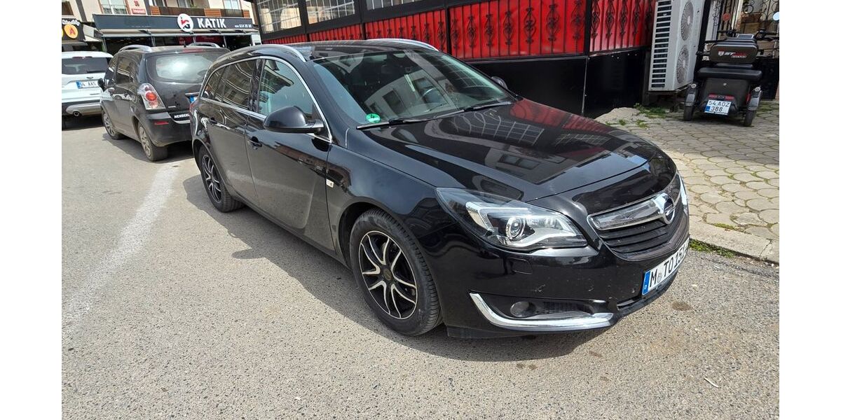 Opel Insignia 193.000 km 7.600 &euro; Haar 85540