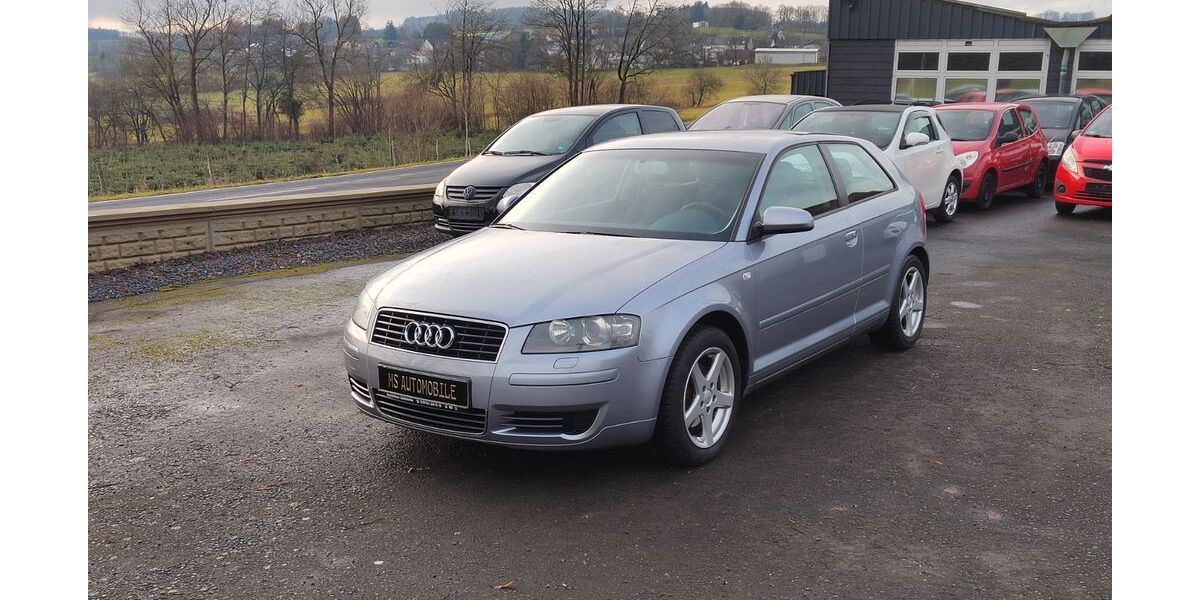 Audi A3 213.000 km 2.695 &euro; Willingen/Westerwald 56479