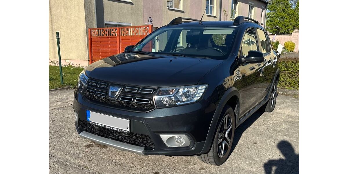 Dacia Sandero 48.500 km 8.000 &euro; Nauen 14641