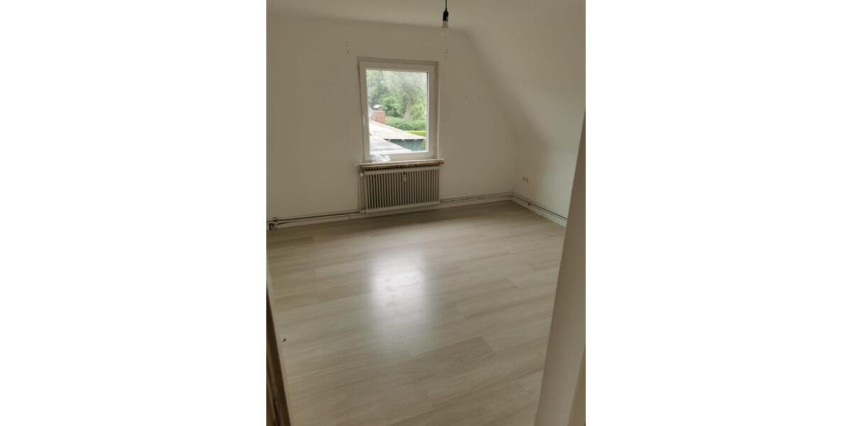 Dachgeschoßwohnung Wurster Nordseeküste - 2 Zimmer, 50 m&sup2;, 450&euro; | Angebot:26406960