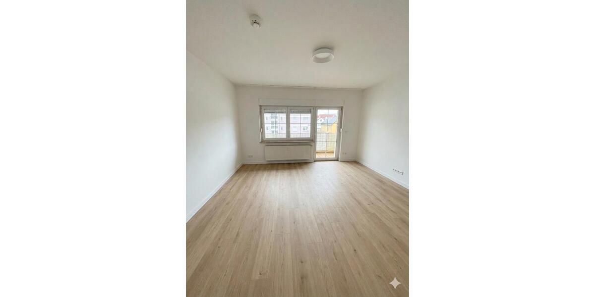Etagenwohnung Altenstadt an der Waldnaab - 2 Zimmer, 63 m&sup2;, 550&euro; | Angebot:26123372