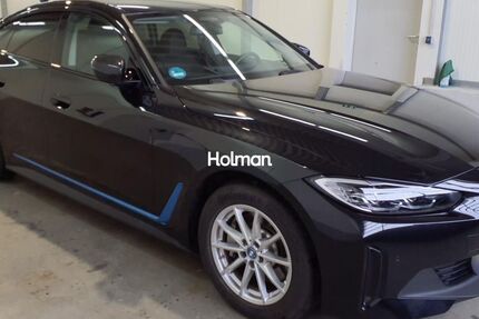 BMW i4 32.186 km 37.057 &euro; Eschborn 65760