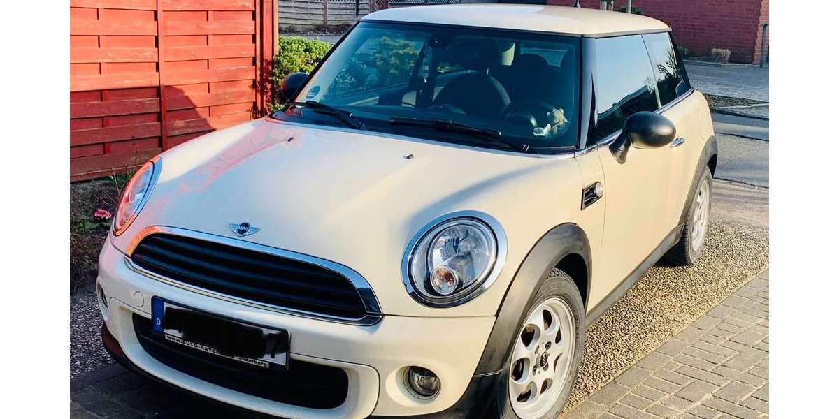 Mini One 144.148 km 5.000 &euro; Schortens, Stadt 26419