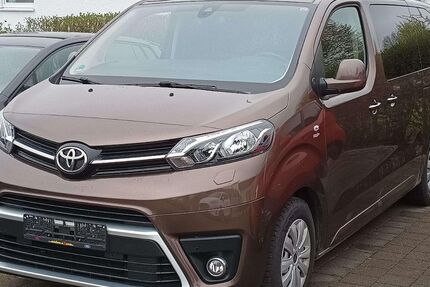 Toyota Proace (Verso) 65.800 km 33.890 &euro; Dettingen 88451