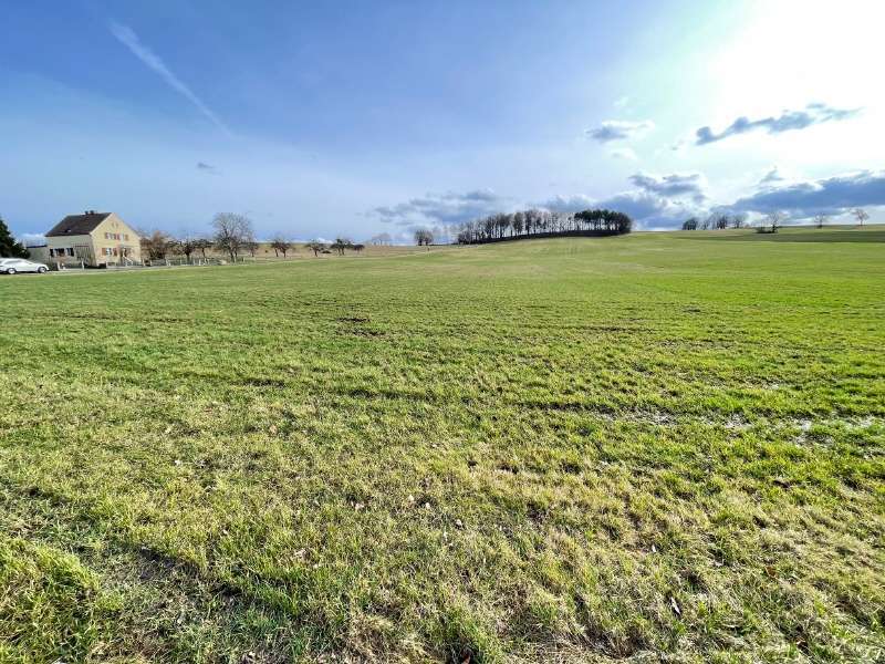 Grundstück zu verkaufen in Bretnig-Hauswalde 239.000 € 1400 m² zimmer