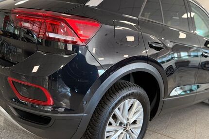 VW T-Roc 32.059 km 21.590 &euro; Aichach 86551
