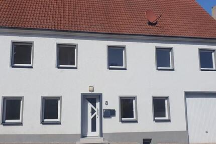 Haus Abenberg - 7 Zimmer, 194 m&sup2;, 325.000&euro; | Angebot:26049161