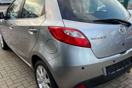 Mazda 2 137.000 km 3.290 &euro; Berlin 13086