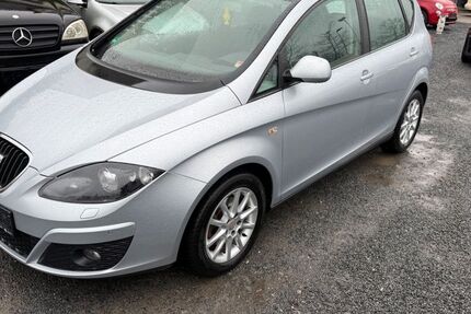 Seat Altea 124.000 km 6.700 &euro; Rheine 48431