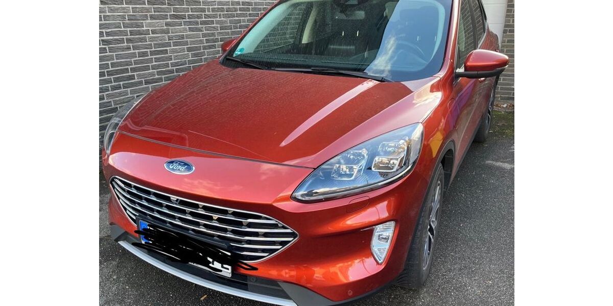 Ford Kuga 74.000 km 18.880 &euro; Neuss 41472
