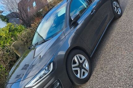 Ford Focus 66.700 km 14.200 &euro; Lübeck 23560