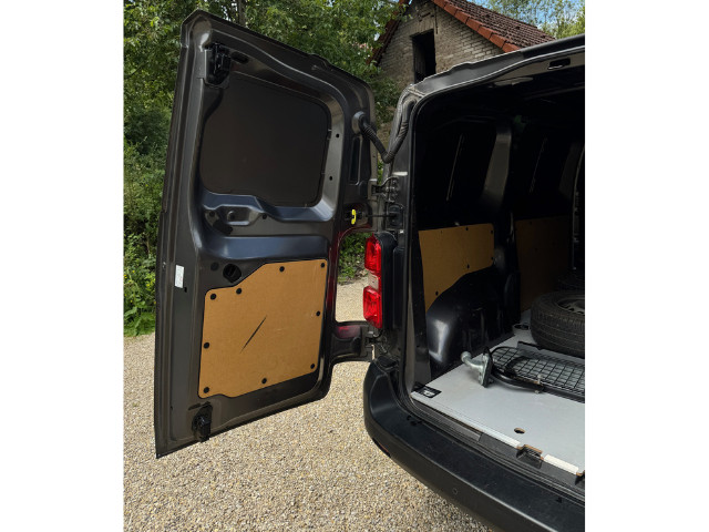 Peugeot Expert Kasten 95.000 km 12.900 € Hartenstein 08118