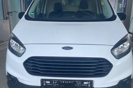 Ford Transit Courier 240.000 km 4.000 &euro; Dachau (bei München) 85221