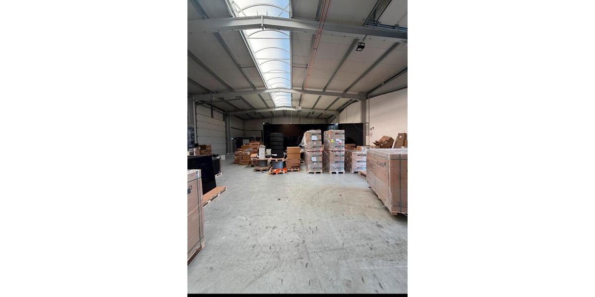 Gewerbehalle Lagerhalle zu vermieten ab 01.03.2026 zimmer