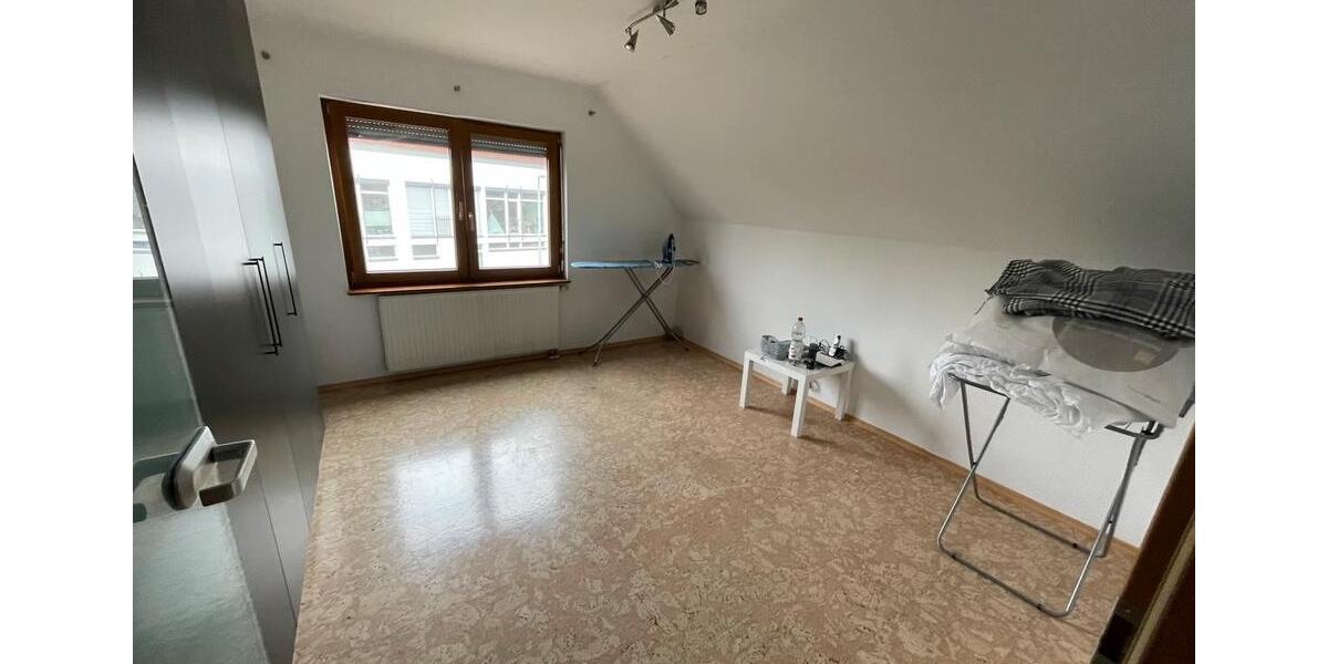 Maisonettenwohnung Schwalbach am Taunus - 5 Zimmer, 2.160&euro; | Angebot:23283899