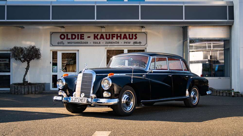 Mercedes-Benz 300 2.344 km 84.500 &euro; Leipzig 04299