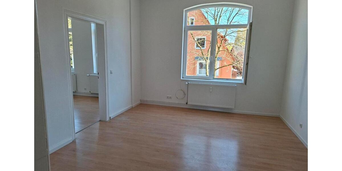 Etagenwohnung Uelzen - 4 Zimmer, 80 m&sup2;, 1.000&euro; | Angebot:26395966