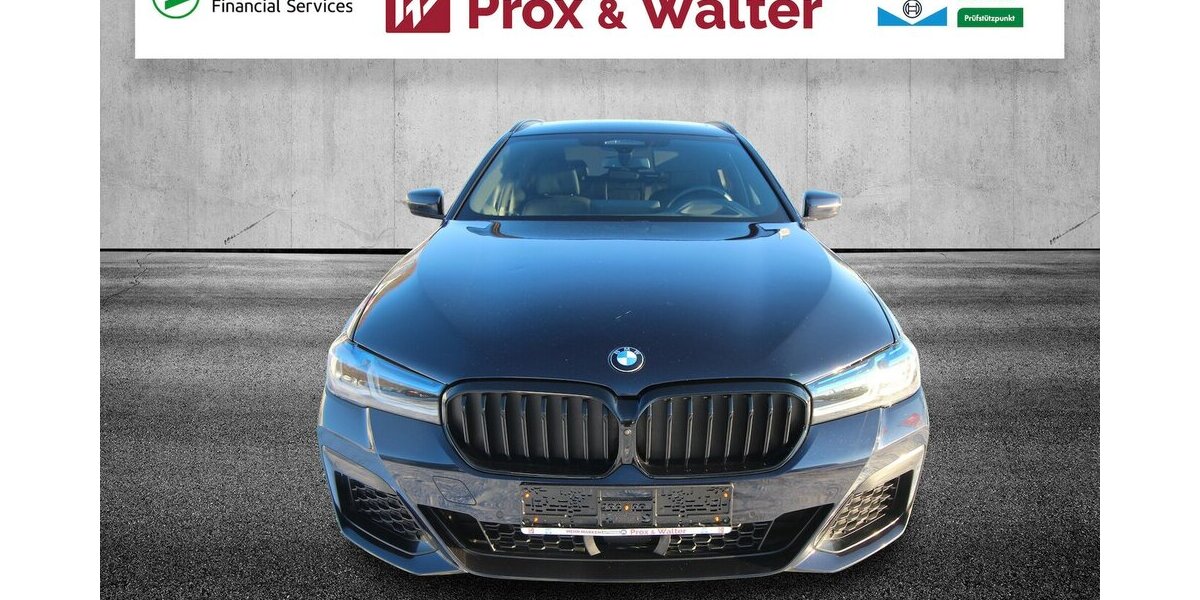 BMW 530d Touring xDrive M Sport AHK+PANO+HEAD-UP 96.048 km 35.500 &euro; Hagenow 19230