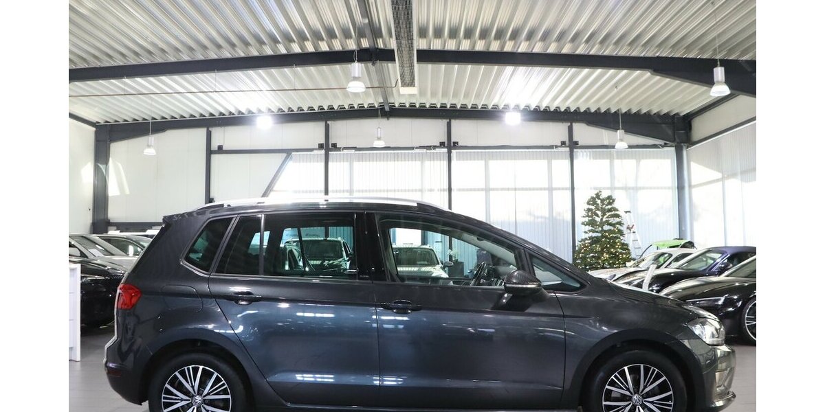 VW Golf Sportsvan 1.4 TSI ALLSTAR / XENON, NAVI-DM 119.000 km 13.444 &euro; Hamm 59077