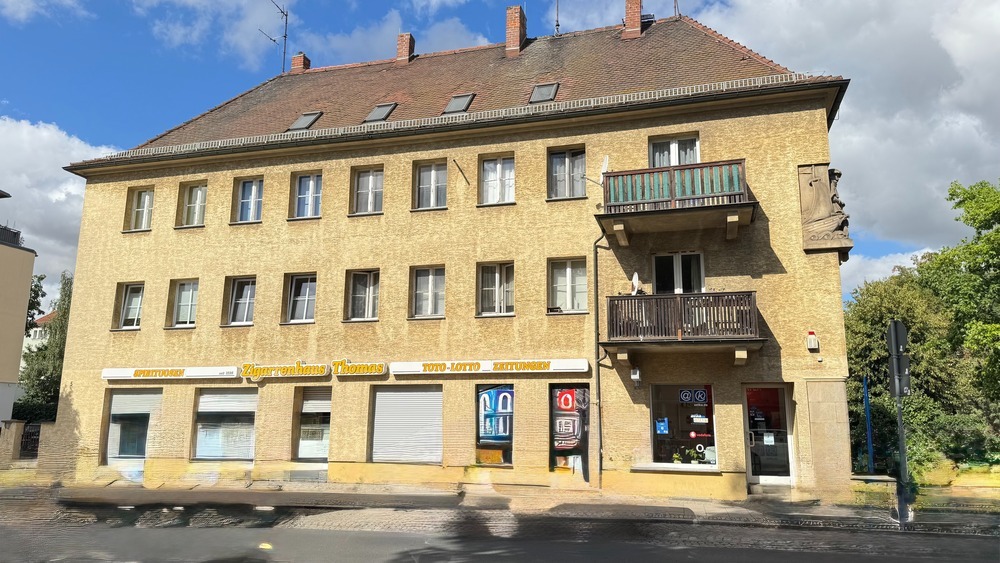 Großes Mehrfamilienhaus mit 3 Gewerbeeinheiten - Mehrfamilienhaus, Wohnhaus Coswig | Angebot:26287517