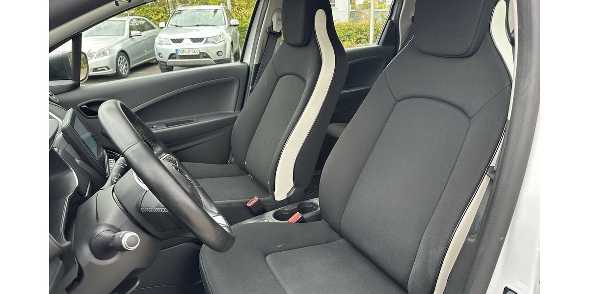 Renault ZOE Life R110 / SitzH / LenkradH / RückfahrK 50.300 km 14.890 &euro; Donauwörth 86609