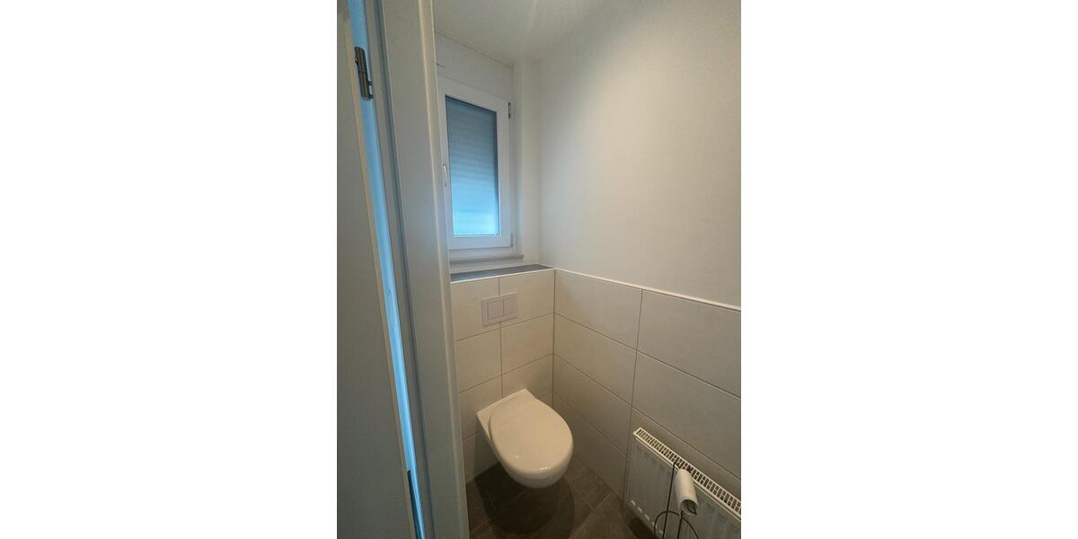 Reihenhaus Essingen - 5 Zimmer, 140 m&sup2;, 400.000&euro; | Angebot:27156393