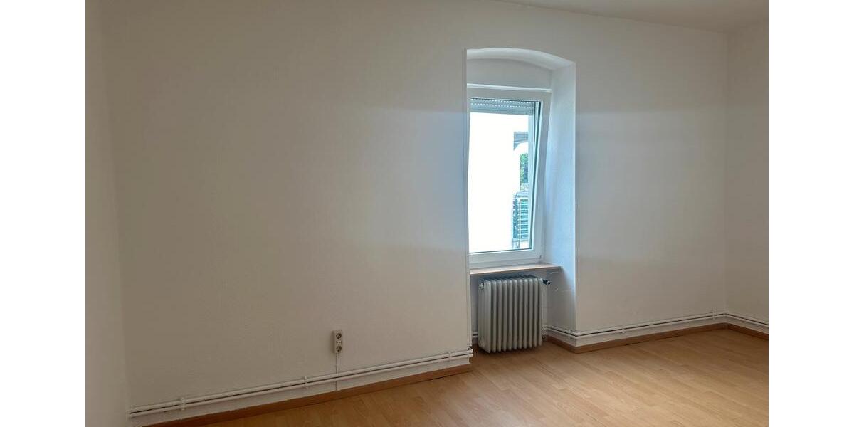 Etagenwohnung Neunkirchen - 4 Zimmer, 120 m&sup2;, 850&euro; | Angebot:26407083