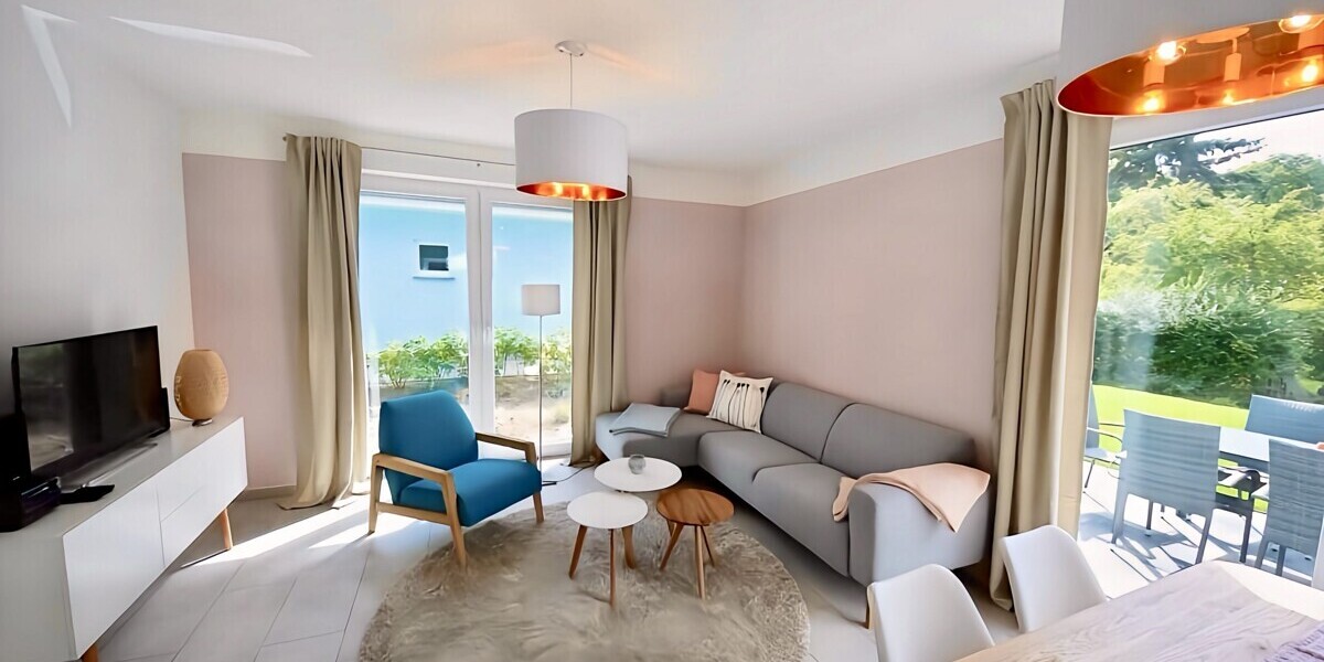 HORN IMMOBILIEN ++ tolles Ferienhaus in Röbel an der Müritz mit zwei Ferienwohnungen - Ferienhaus Röbel/Müritz Müritz | Angebot:26562018