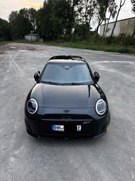 Mini Cooper E 10.200 km 33.900 € Fredenbeck 21717