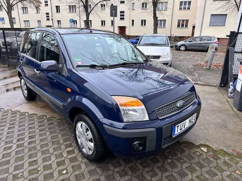 Ford Fusion 130.000 km 2.680 € Berlin 13403