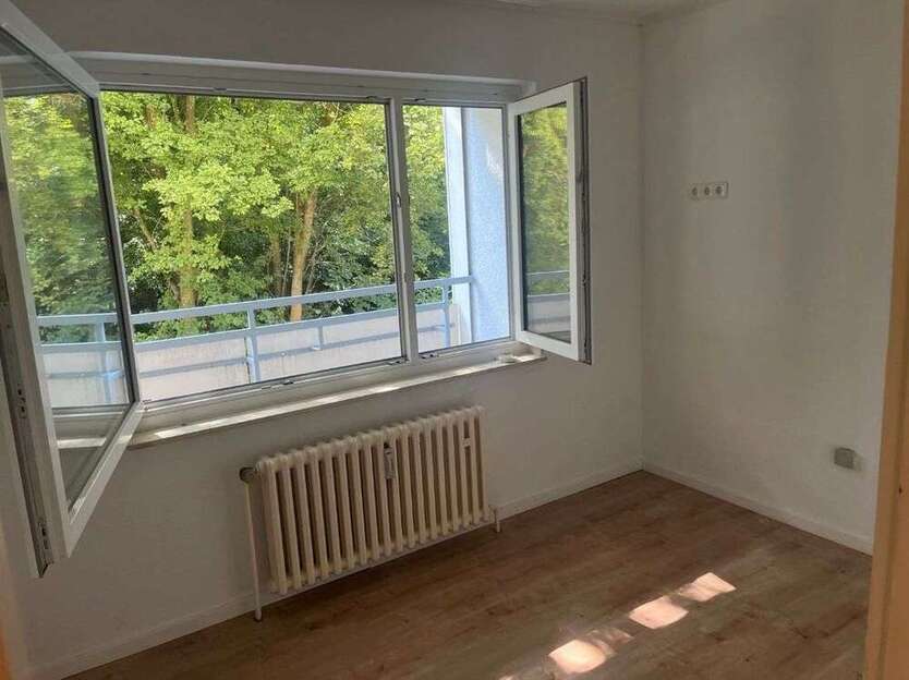 Wohnung zum Mieten in Krefeld 430 € 51 m²