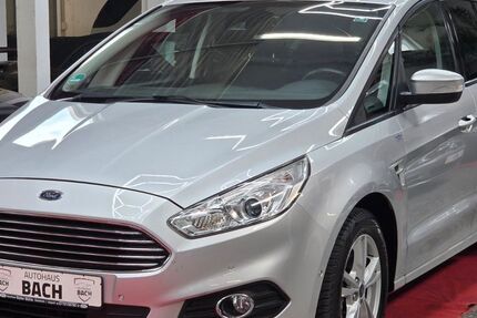 Ford S-Max 129.026 km 9.799 &euro; Remshalden 73630