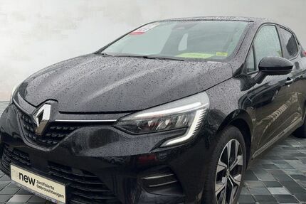 Renault Clio 40.157 km 16.699 &euro; Magdeburg 39128