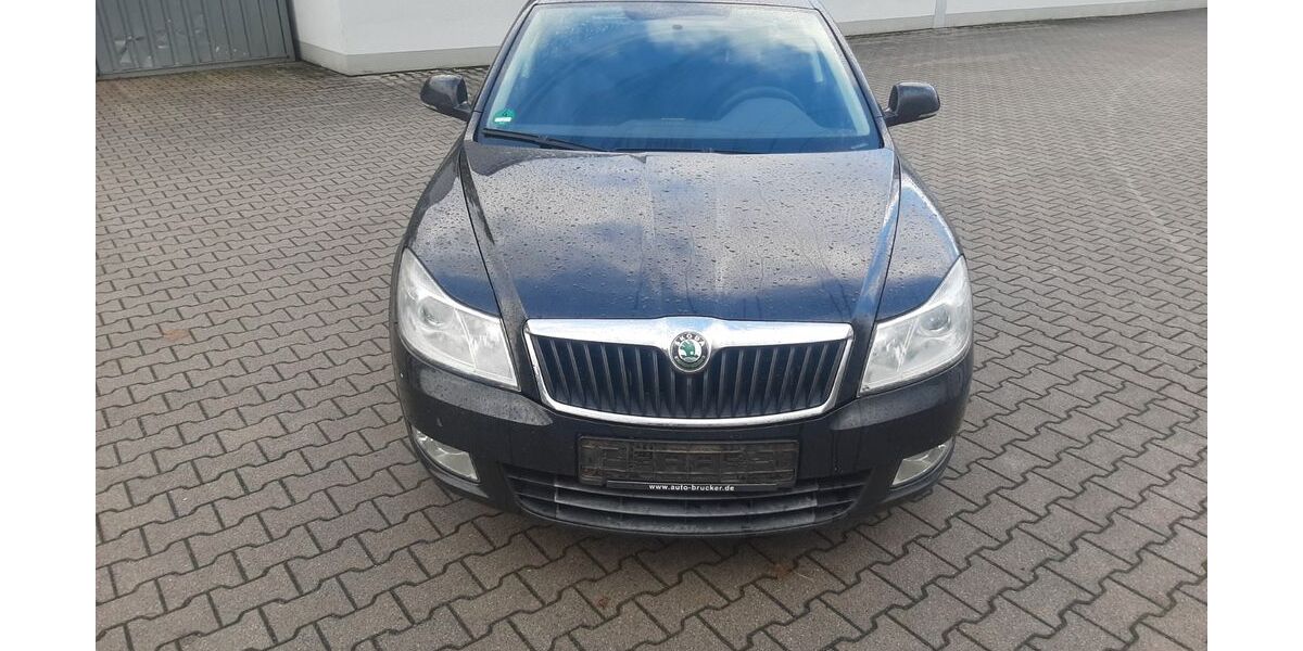 Skoda Octavia 260.000 km 1.990 &euro; Sulzbach-Rosenberg 92237