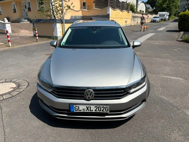 VW Passat 194.000 km 10.700 &euro; Bergisch Gladbach 51429