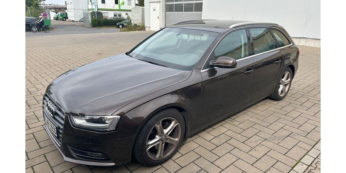 Audi A4 166.000 km 8.800 € Sankt Augustin 53757