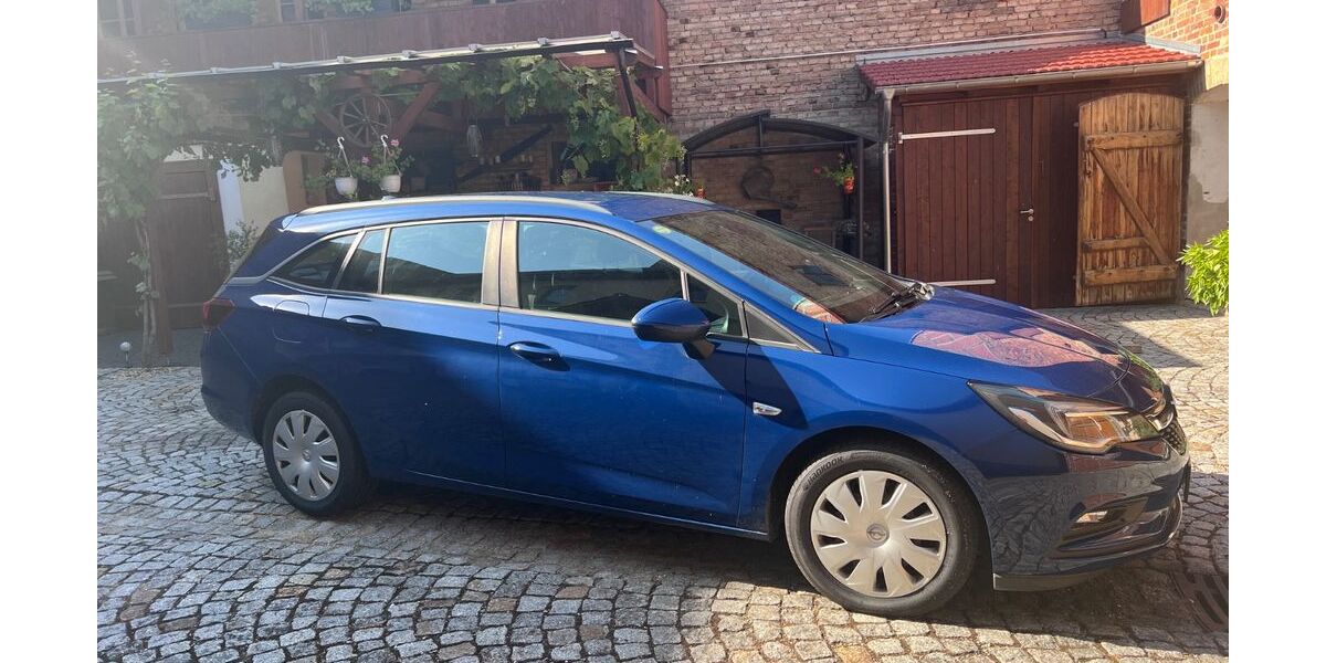 Opel Astra 98.600 km 12.100 &euro; Naumburg 06628