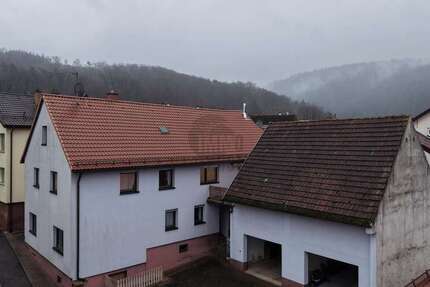 Haus zum Kaufen in Malsch 579.000 € 264 m² 10 zimmer