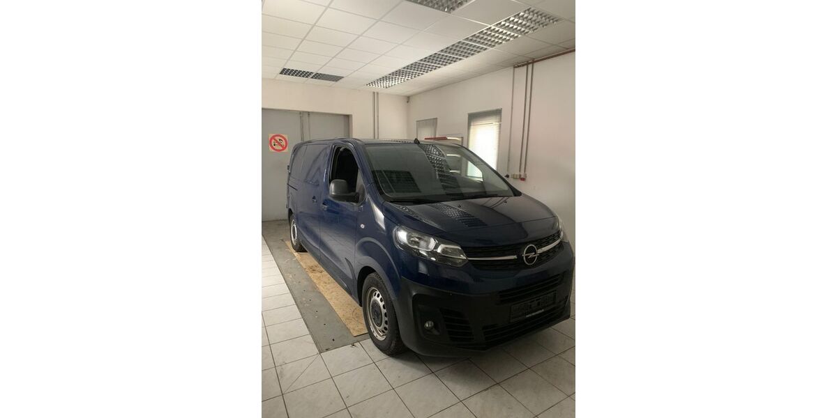 Opel Vivaro 130.300 km 13.500 &euro; Jessen 06917