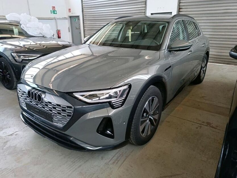 Q8 e-tron