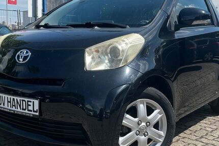 Toyota IQ 70.000 km 4.900 &euro; Forst 76694