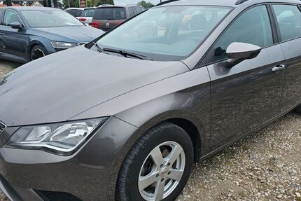 Seat Leon 108.997 km 9.980 &euro; Lübben 15907