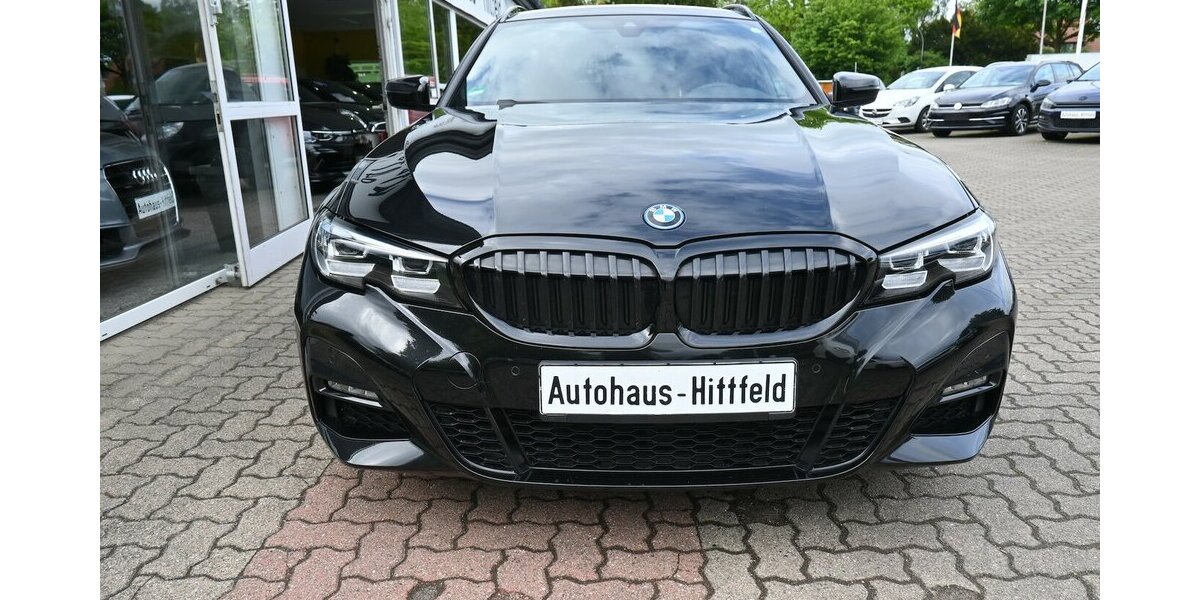 BMW 320e tour*M Sport*Aut Navi Leder/Alca RFK 19Alu 46.000 km 29.990 &euro; Seevetal - Hittfeld 21218