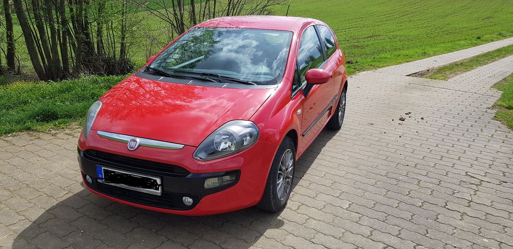 Fiat Punto Evo 124.000 km 1.800 &euro; weilersbach 91365