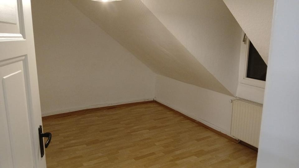 Etagenwohnung Kusel - 3.5 Zimmer, 120 m&sup2;, 850&euro; | Angebot:25537401