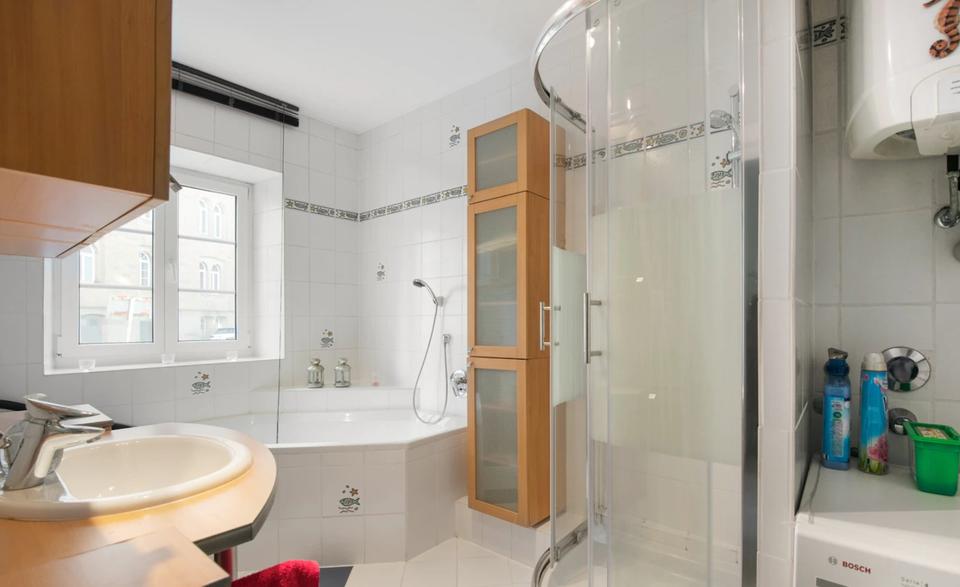 Mehrfamilienhaus, Wohnhaus Stuttgart Stuttgart-West - 1 Zimmer, 55 m&sup2;, 305.000&euro; | Angebot:25538177