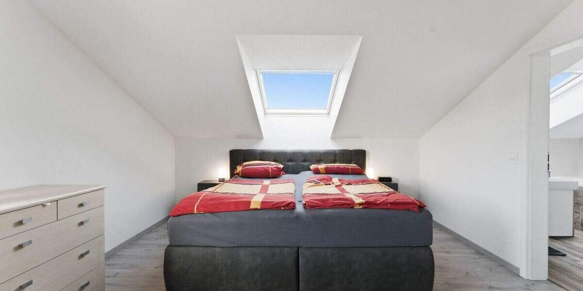 Mehrfamilienhaus, Wohnhaus Neunburg vorm Wald Kröblitz - 6 Zimmer, 224 m&sup2;, 529.000&euro; | Angebot:25680323